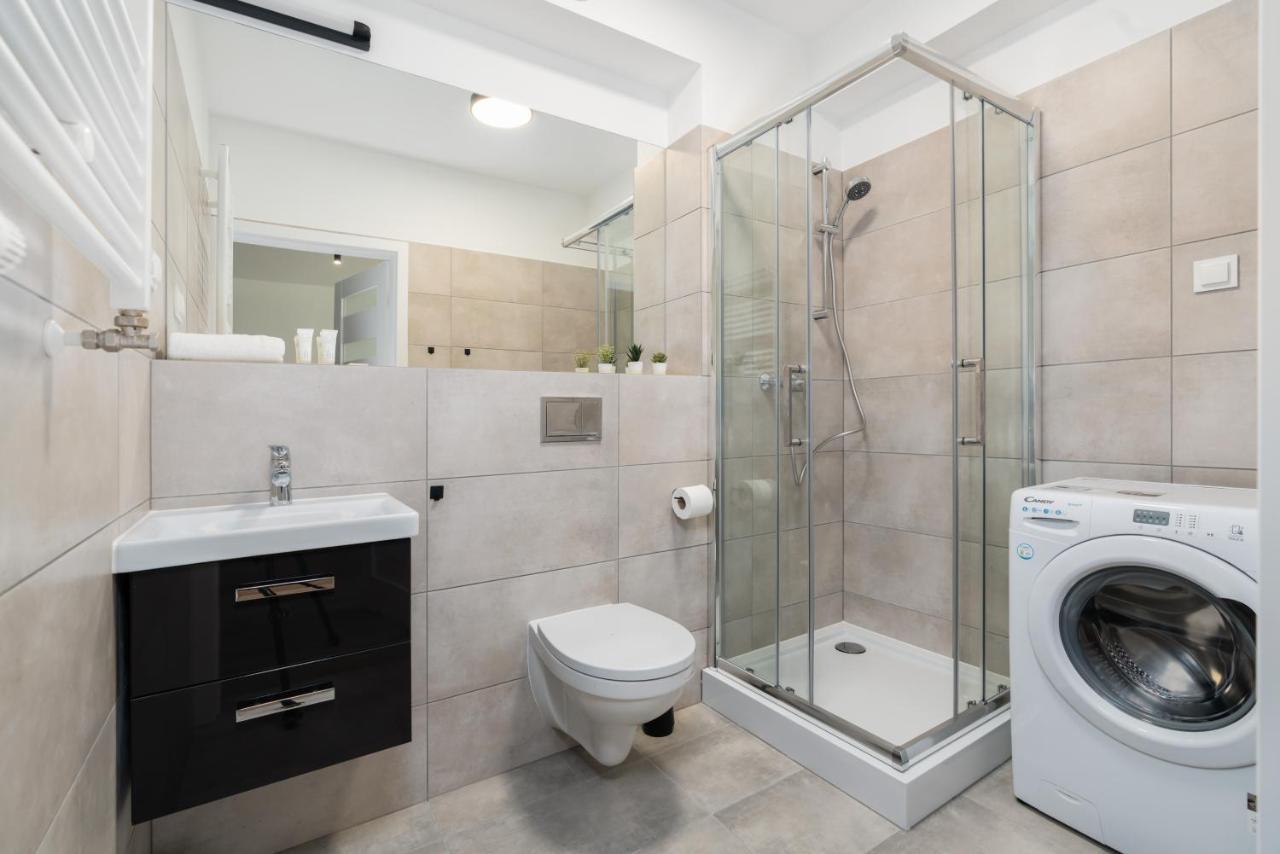 Apartamento With Garden Dmowskiego 81 By Renters *